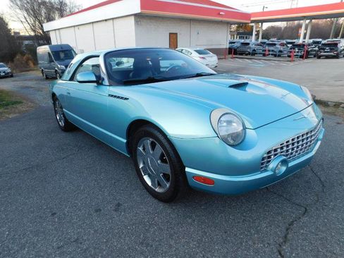Used 2002 Ford Thunderbird Deluxe image 4