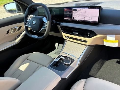 New 2026 BMW 330i xDrive Sedan w/ Premium Package AWD/4WD image 28