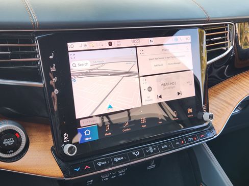 Used 2022 Jeep Grand Wagoneer Series III w/ Flexible Seating Group image 21