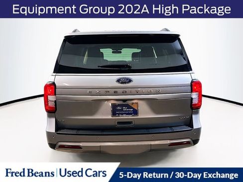 Used 2024 Ford Expedition Max XLT image 8