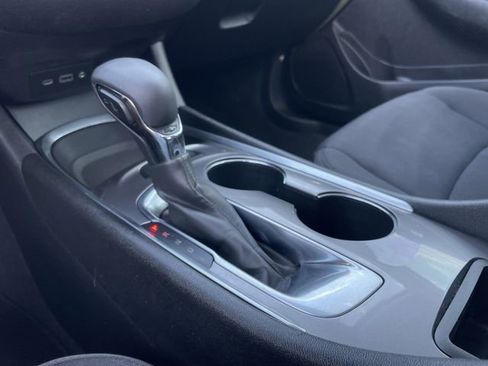 Used 2021 Chevrolet Malibu LS image 20