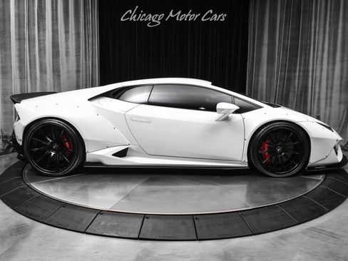 Used 2016 Lamborghini Huracan LP 580-2 RWD image 38