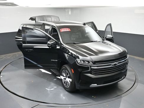 Used 2021 Chevrolet Tahoe LT w/ LT Signature Package RWD image 44