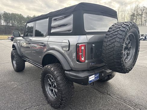 Used 2021 Ford Bronco Badlands image 5