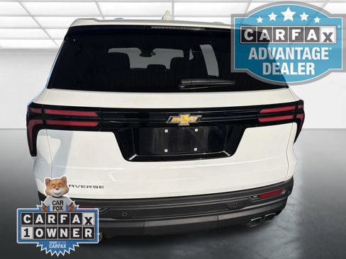 Used 2024 Chevrolet Traverse LS FWD image 3