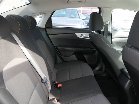 Used 2023 Kia Forte LXS w/ LXS Technology Package image 24