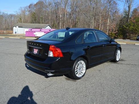 Used 2011 Volvo S40 T5 w/ Preferred Pkg image 53