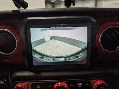 Used 2022 Jeep Wrangler Unlimited Rubicon image 26