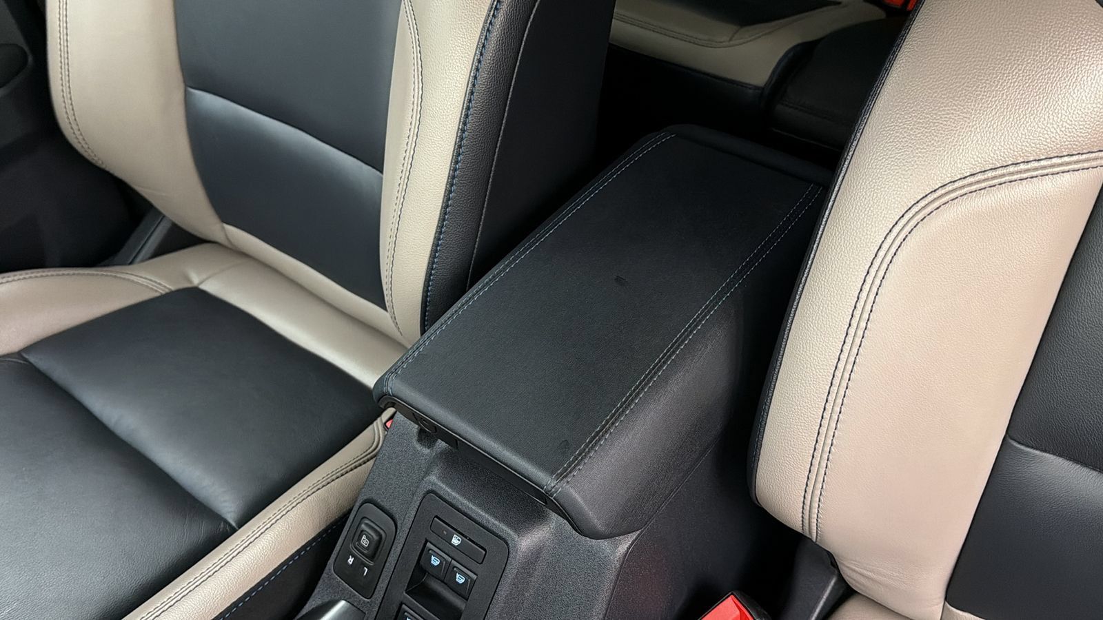 Used 2024 Ford Bronco Wildtrak AWD/4WD image 26