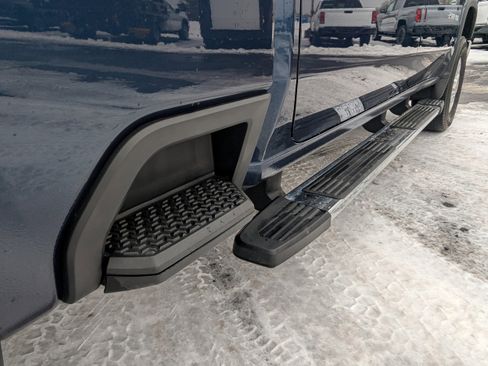 Used 2021 Chevrolet Silverado 2500 LT w/ Convenience Package image 5