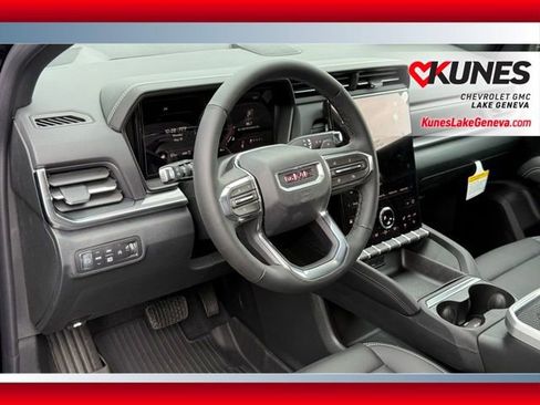 New 2026 GMC Terrain Elevation w/ Elevation Premium Package AWD/4WD image 25