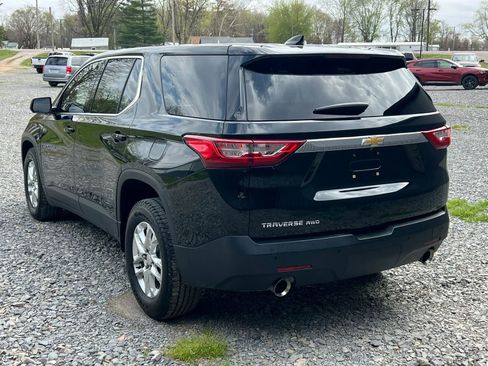 Used 2020 Chevrolet Traverse LS image 3