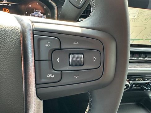 New 2025 GMC Sierra 2500 SLT w/ SLT Premium Package image 30