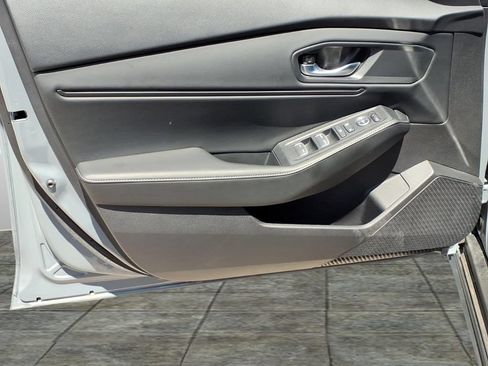 Used 2025 Honda Accord Sport image 12