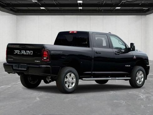 New 2026 RAM 2500 Big Horn AWD/4WD image 5