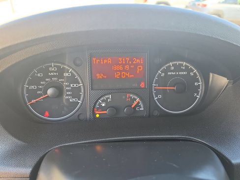 Used 2020 RAM ProMaster 2500 w/ Interior Convenience Group FWD image 16