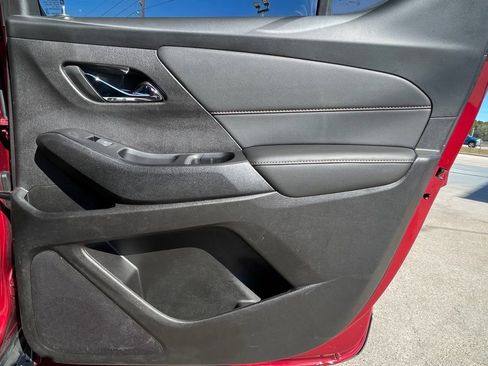 Used 2020 Chevrolet Traverse RS image 34