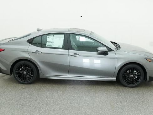 New 2026 Toyota Camry SE image 12