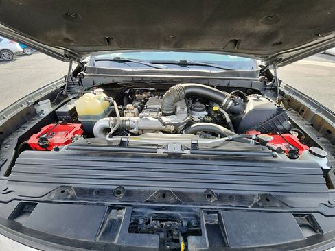 Used 2017 Nissan Titan Platinum Reserve image 21