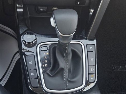 Certified 2025 Kia Seltos EX image 25