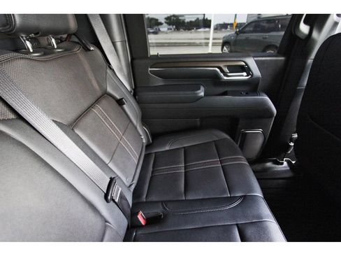Used 2024 Chevrolet Silverado 2500 High Country w/ High Country Premium Package AWD/4WD image 11