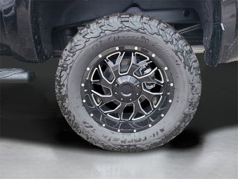 New 2025 Chevrolet Silverado 1500 LTZ image 34