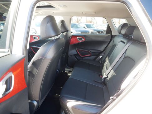 Certified 2023 Kia Soul GT-Line w/ GT-Line Technology Package image 35