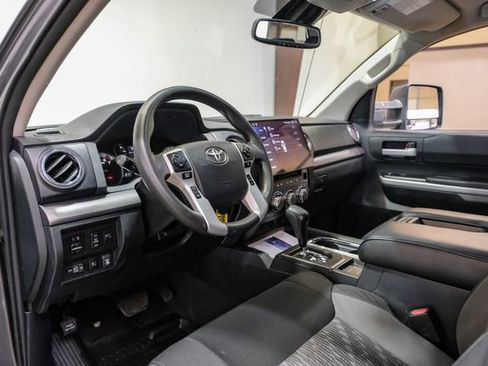 Used 2019 Toyota Tundra SR5 w/ SR5 Upgrade Package image 3