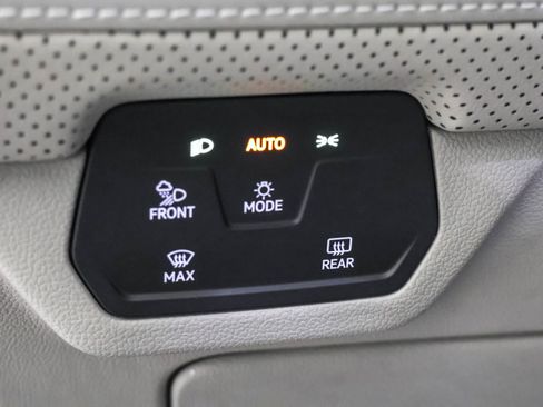 New 2026 Volkswagen Atlas SEL image 21