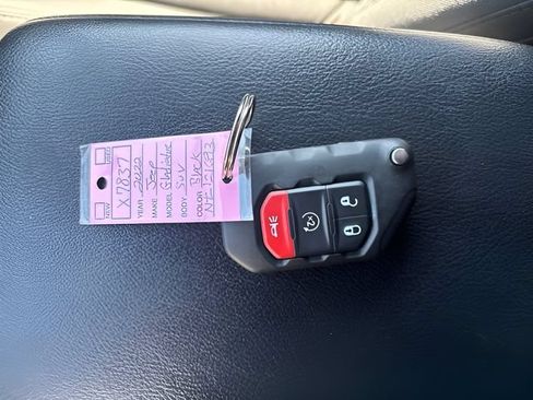 Used 2022 Jeep Gladiator Sport AWD/4WD image 19