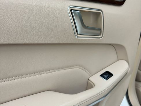 Used 2015 Mercedes-Benz E 350 Sedan image 39