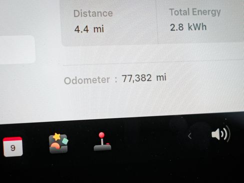 Used 2018 Tesla Model 3 Long Range image 20