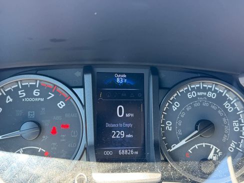 Used 2022 Toyota Tacoma TRD Pro AWD/4WD image 24