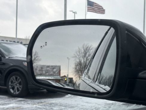 Used 2023 Ford Edge SEL w/ Convenience Package image 42