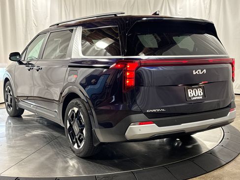 New 2026 Kia Carnival EX FWD image 9