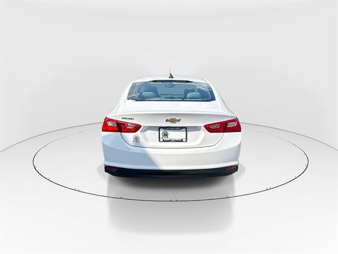 Used 2024 Chevrolet Malibu LS image 7
