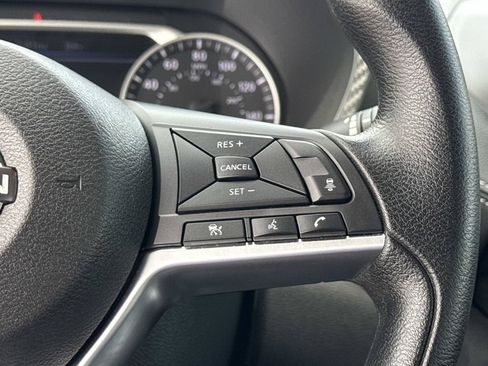 Certified 2025 Nissan Sentra SV FWD image 27