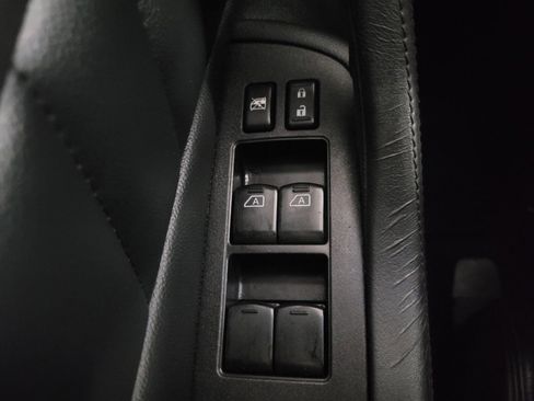 Used 2017 INFINITI QX70 3.7 image 27