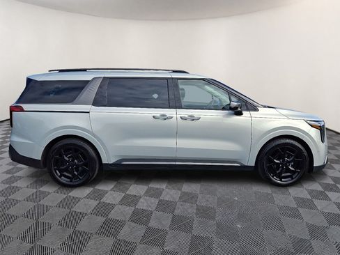 Certified 2026 Kia Carnival SX Prestige FWD image 7