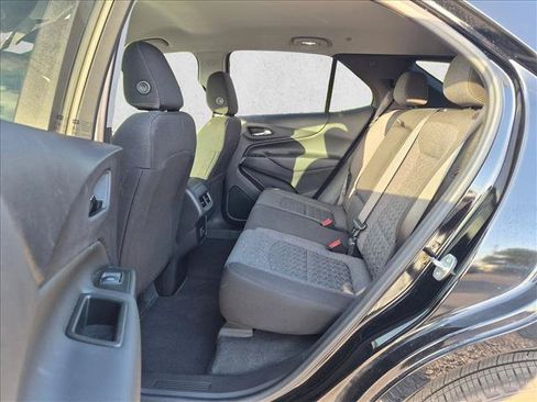 Used 2024 Chevrolet Equinox LT FWD image 19