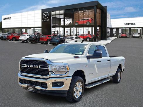 Used 2024 RAM 2500 Big Horn AWD/4WD image 2
