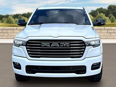 Used 2025 RAM 1500 Laramie AWD/4WD image 3