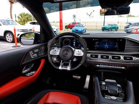 Used 2022 Mercedes-Benz GLE 63 AMG S image 27