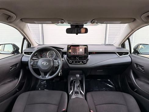 Used 2022 Toyota Corolla LE FWD image 23