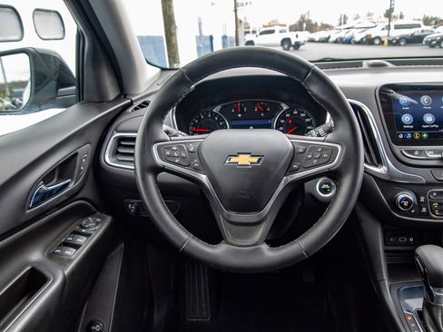 Used 2023 Chevrolet Equinox LT FWD image 20