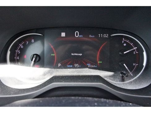 Used 2019 Toyota RAV4 Limited FWD image 12