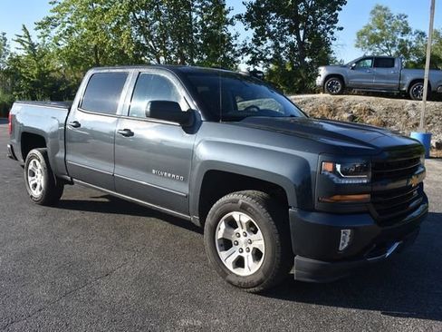Used 2018 Chevrolet Silverado 1500 LT w/ All Star Edition AWD/4WD image 11