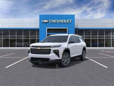 New 2026 Chevrolet Traverse LT w/ Enhanced Driving Package FWD image 83