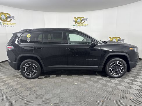 New 2026 Jeep Cherokee Laredo AWD/4WD image 11