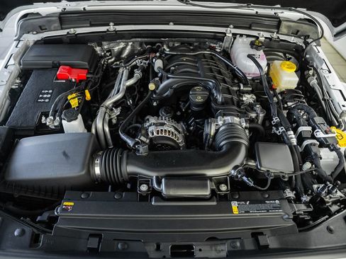 New 2025 Jeep Wrangler Unlimited Rubicon w/ Steel Bumper Group image 18